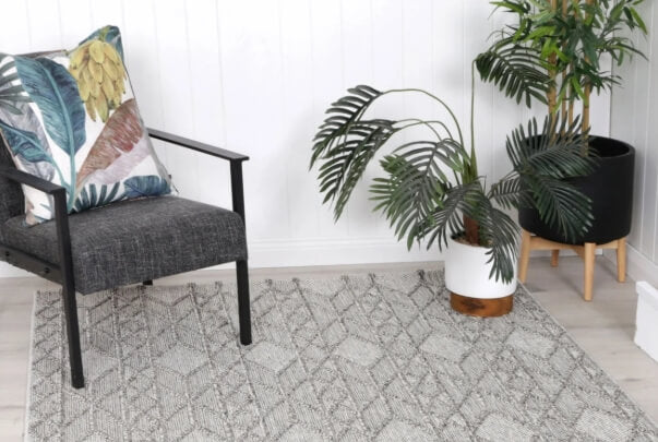 indoor-outdoor_rug.jpg?v=1775640352